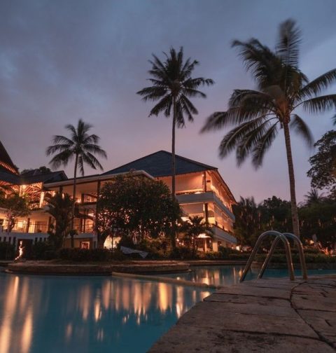 Luxury Travel Expert