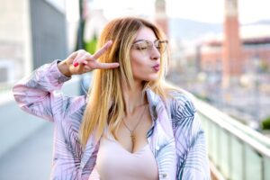 Benefits of Wearing Oley Glasses