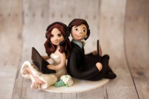 Jinhouba Romantic Couple Figurines
