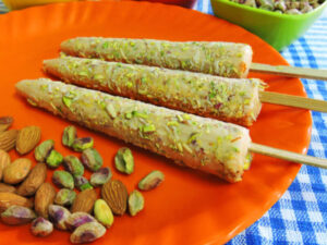 Almond Malai Kulfi Recipe: How to Make Almond Malai Kulfi at Home | Homemade Badam Kulfi Recipe