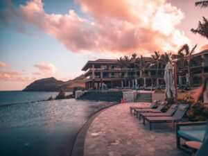 Booking Hotel