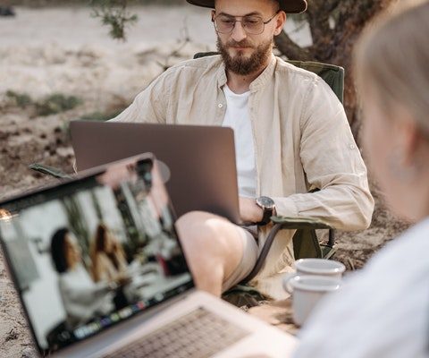 7 Must-Have Tech and Gadget Items to Bring Camping