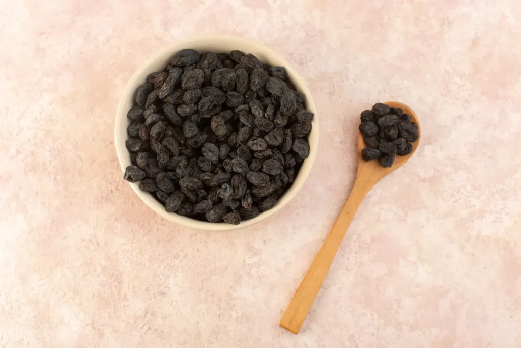 BLACK RAISINS