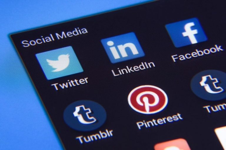 Age Restrictions in Social Media