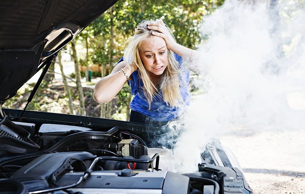 How to Fix a Smoking Car Engine