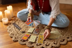 Top 10 Best Tarot Card Readers in Delhi