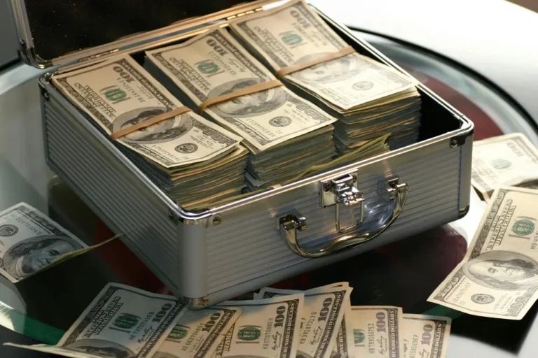 Smart Money Moves