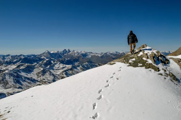 Top 10 Tips When Visiting Crowded Hill Station In India
