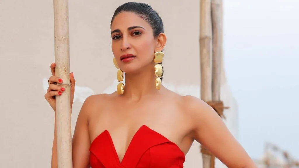 Aahana Kumra - Rise & Fall Season 1