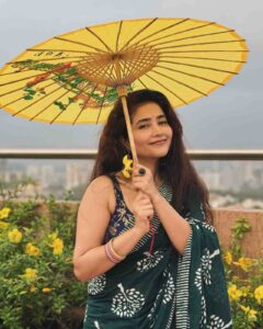 Aanchal Tiwari Biography