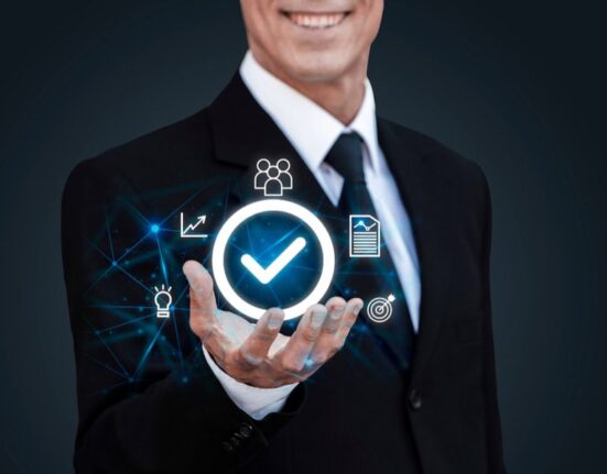 the-smart-way-to-know-your-business-partners