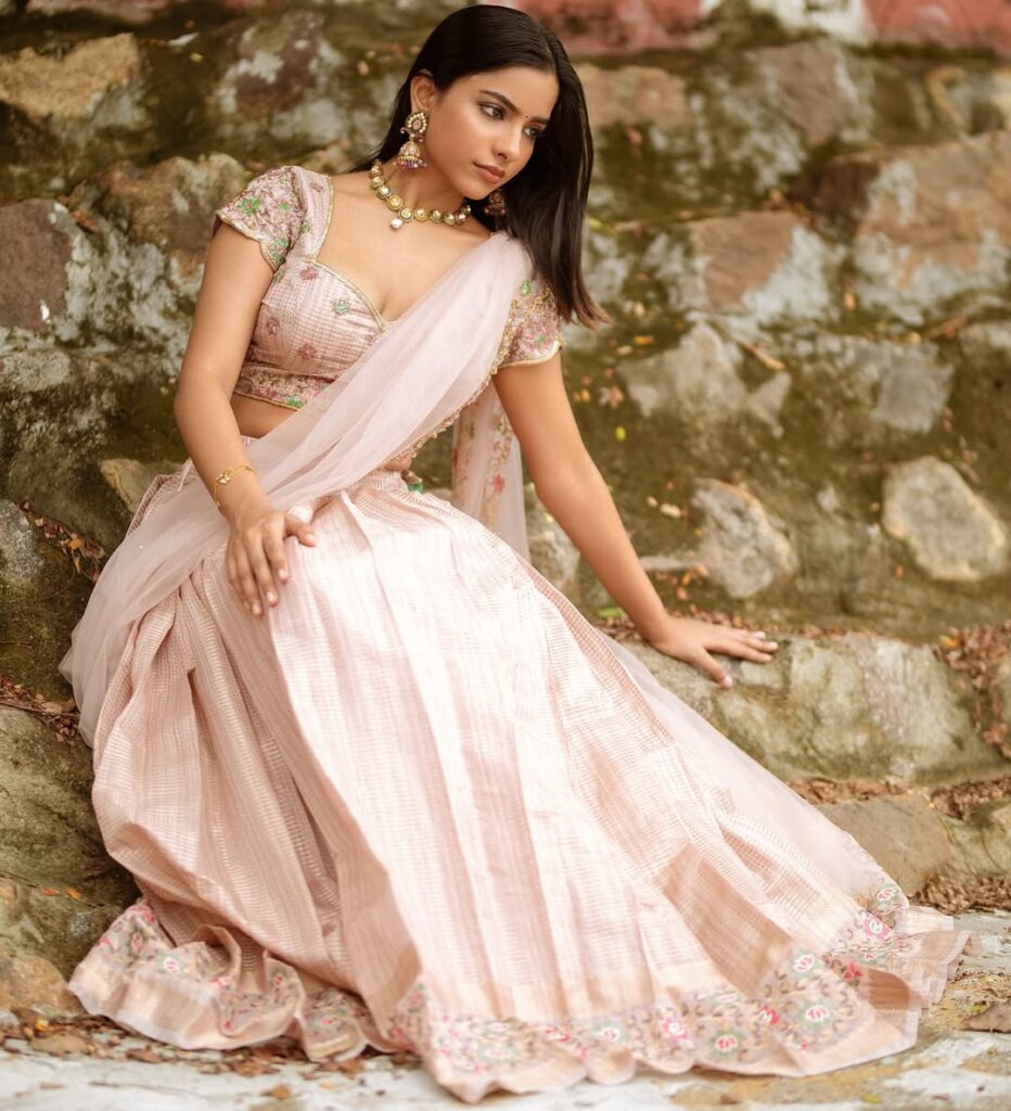 Aurora Sinclair Net Worth